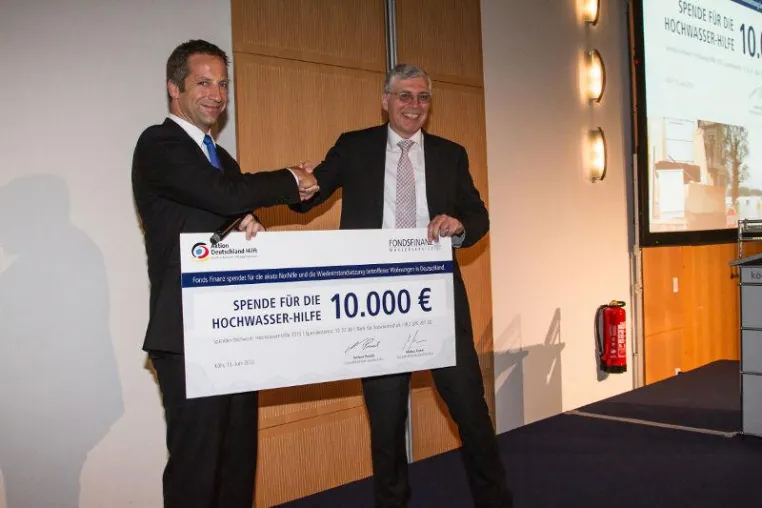 Bild: Fonds Finanz hilft Opfern des Hochwassers