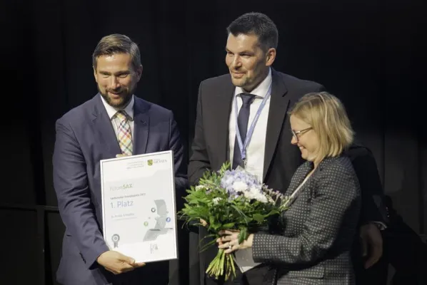 Bild: Dr. Frank Schladitz gewinnt den  Sächsischen Transferpreis 2017