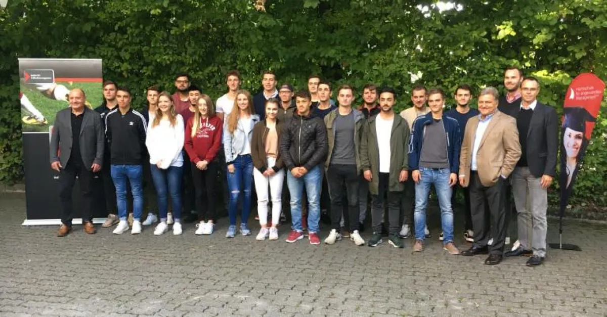 Markus Hörwick an der Hochschule für angewandtes Management (Felix Seidel)