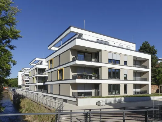 Bild: Bauunternehmen Matthias Ruppert stellt 2. Landauer Projekt fertig: Das Queich Quattro füllt sich mit Leben