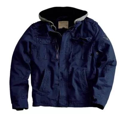 Perfekt für den deutschen Sommer: Neue Utility Jackets für wechselhaftes Wetter Bild: Perfekt für den deutschen Sommer: Neue Utility Jackets für wechselhaftes Wetter