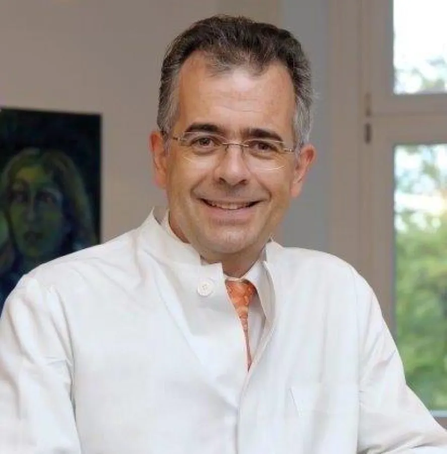 Knie-Experte Dr. Konrad Scheuerer von der WolfartKlinik