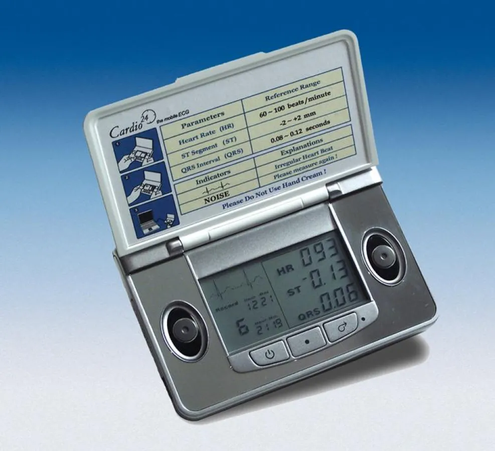 Mit dem mobilen EKG-Gerät Cardio24 von DAVITA Herz- und Kreislaufprobleme schnell und sicher erkennen.