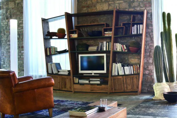 Bild: Pisa – Das schiefe Regalsystem jetzt bei Wood4U