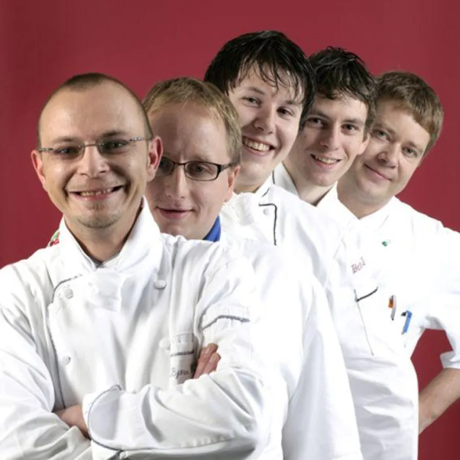 Park Inn Dortmund: Küchenchef Mirko Breitenbach (rechts) mit seiner Crew