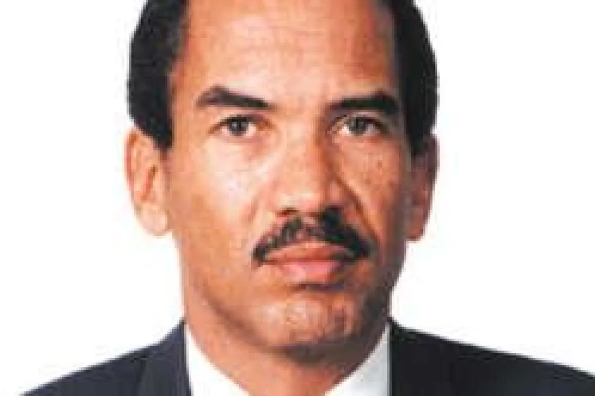 Präsident Khama wirft den Buschleuten vor, ein