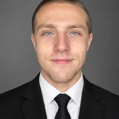 Awards, Top-5-Bücher, 700 % Gewinnwachstum: Nico Bergstreisers unternehmerischer Aufstieg Bild: Awards, Top-5-Bücher, 700 % Gewinnwachstum: Nico Bergstreisers unternehmerischer Aufstieg