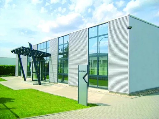 Bild: Hydraulik- und Schlauch-Spezialist expandiert an neuem Standort in Güdderath