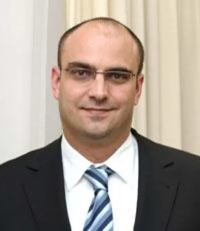 Neuer Finanzvorstand in der Gesundheitswelt Chiemgau Bild: Neuer Finanzvorstand in der Gesundheitswelt Chiemgau