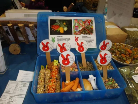 Bild: Rote Ampel für Leckerlis auf der Internationalen Grünen Woche im Bereich Heimtier und Pflanze