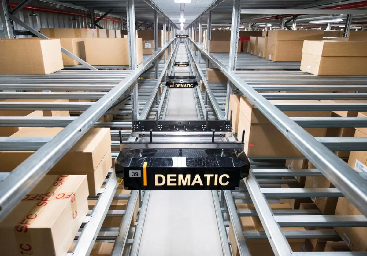 Die POLO SpA stattet ihr Kühl- und Tiefkühllager in Telo mit zwei Multishuttle-Anlagen aus.