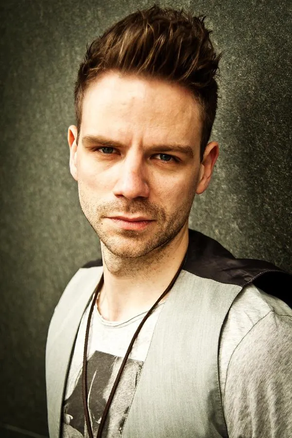 Sänger Daniel VVorholt kommt am 27.08.12 zu WOLF CODERAs SESSION POSSIBLE meets Sparda-Bank