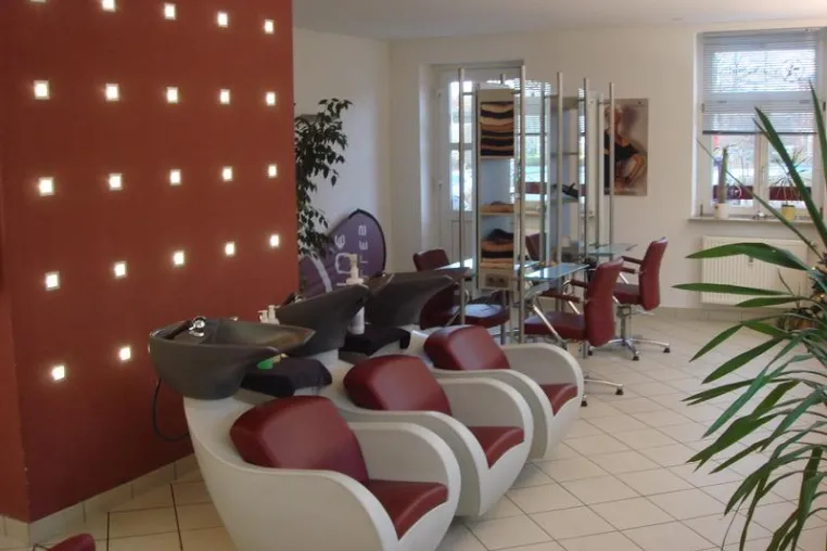 Das Friseur-Konzept für „Nicht-Friseure“ - Ohne Eigenkapital zum Erfolg Bild: Das Friseur-Konzept für „Nicht-Friseure“ - Ohne Eigenkapital zum Erfolg