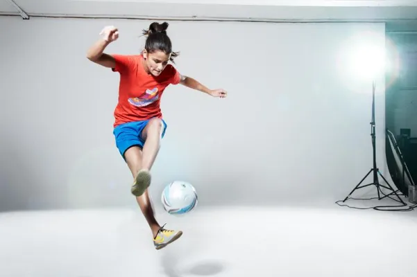 Bild: Freestyle-Show mit Aylin Yaren in der Deutschen Botschaft in Paris