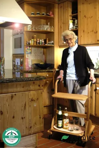 Bild: Haus-Rollator von Schulte: Zufriedene Kunden sind die schönste Belohnung