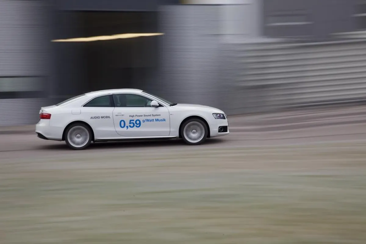 Demonstrationsfahrzeug Audi A5 Coupé (Foto: AUDIO MOBIL)