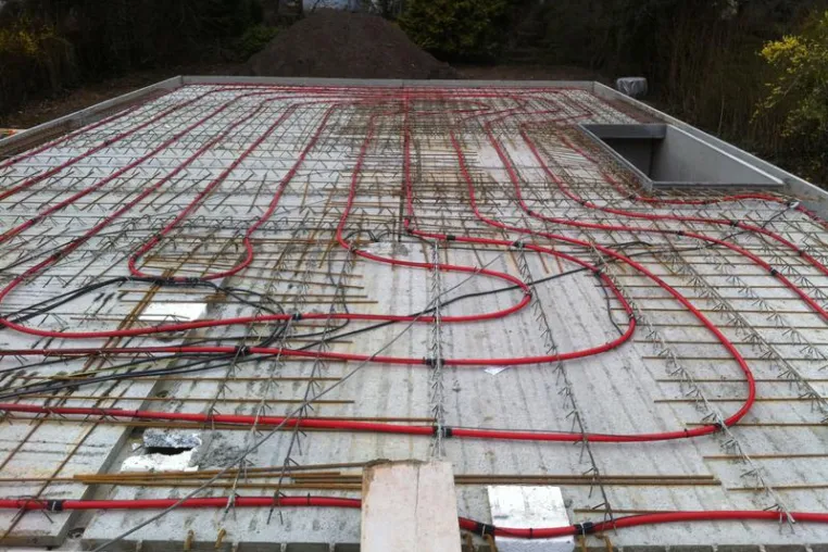 Bild: Innovatives Sonnenhauskonzept des ISFH erreicht 20% Mehrertrag bei 35% geringeren Kosten