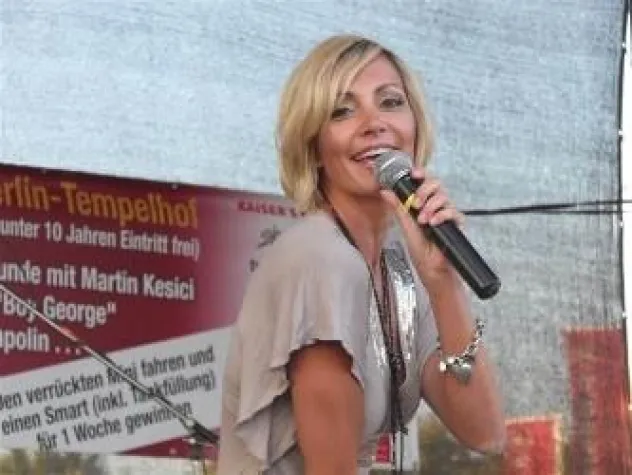 Bild: Tanja Lasch: Schlagersound mit Feuerwerk in Berlin