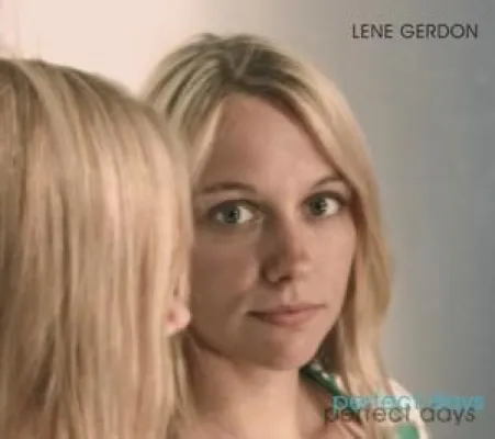 Bild: Wolfgang Hagin’s Songwriter-Projekt „Perfect Days“, performed von „Lene Gerdon“.