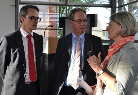 Bild: HdWM: Wissenschaftsrat akkreditiert Management-Hochschule bis 2020 - Lob für modernes Studienkonzept