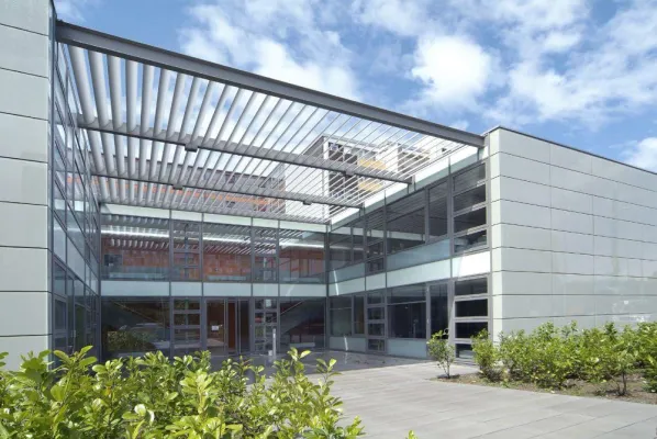 Bild: Modulgebäude des Berufsförderungswerks Oberhausen: Zukunftsweisendes Gebäude für beruflichen Erfolg