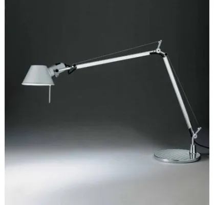 Bild: Artemide Tolomeo Tavolo Schreibtischleuchte - was macht sie so besonders?
