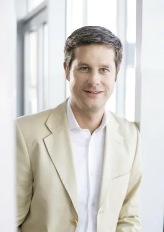 Bild: Olaf Emmerich verstärkt die INFOX Informationslogistik GmbH