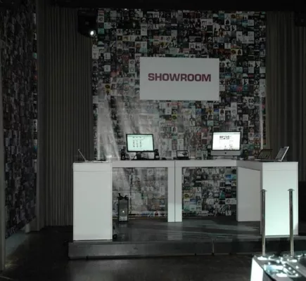 Gib und dir wird gegeben - Zaoza @ Tube Station Bild: Gib und dir wird gegeben - Zaoza @ Tube Station