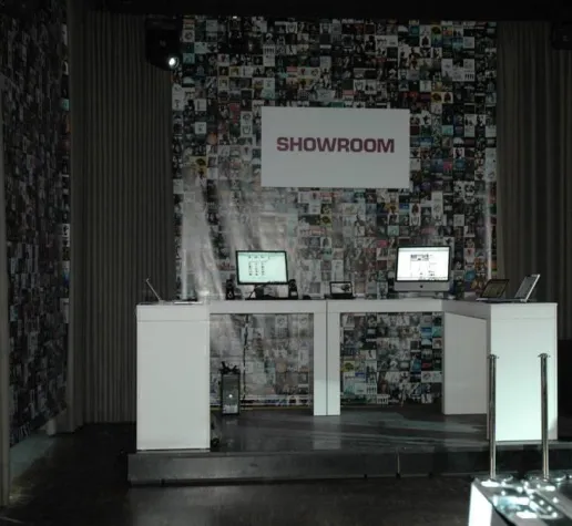 Bild: Gib und dir wird gegeben - Zaoza @ Tube Station