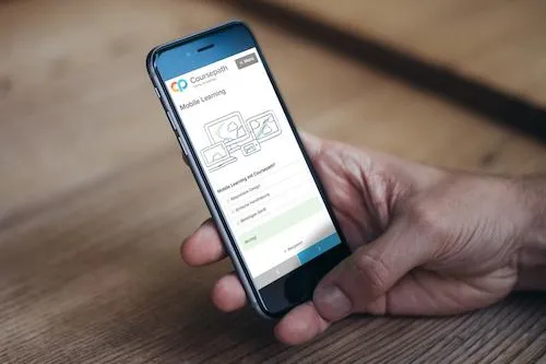 Mobile Learning: Coursepath steigert Selbstbestimmung und Motivation durch Mobilität beim Lernen Bild: Mobile Learning: Coursepath steigert Selbstbestimmung und Motivation durch Mobilität beim Lernen