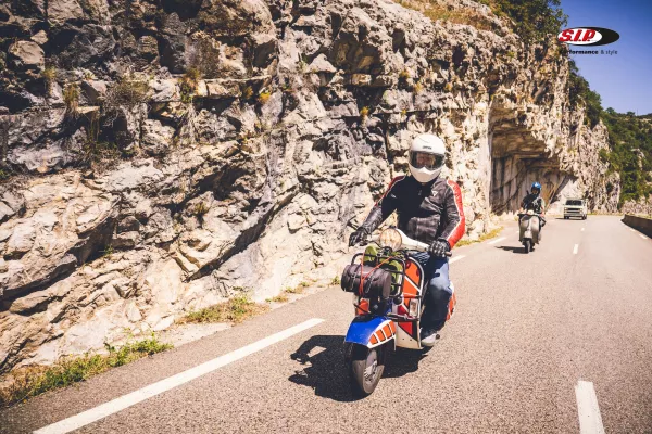 Bild: Vespa Road Trip Südfrankreich 2021 by SIP Scootershop