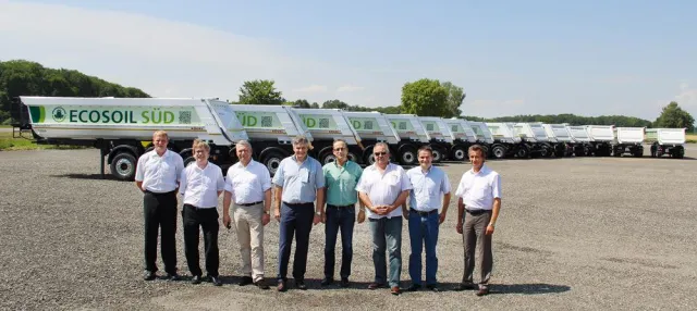 Bild: ECOSOIL übernimmt 15 Kögel Mulden-Kipper