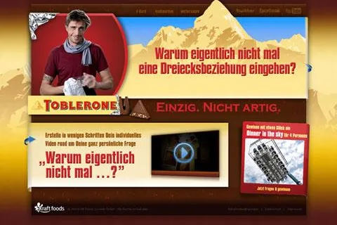 Bild: Passender Auftritt für eine Unangepasste: AKOM360 setzt Toblerone neu in Szene