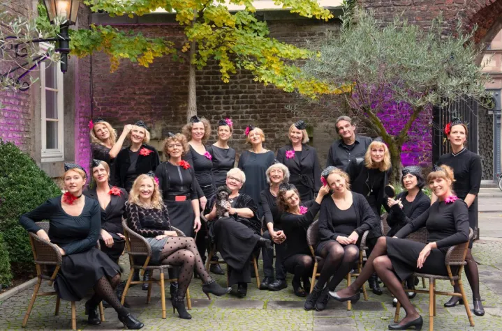 Bild: „Deine Pröbchen im Sand“: Der GTHD besingt in „Wüstenwind & Rosenhauch“ das Morgenland