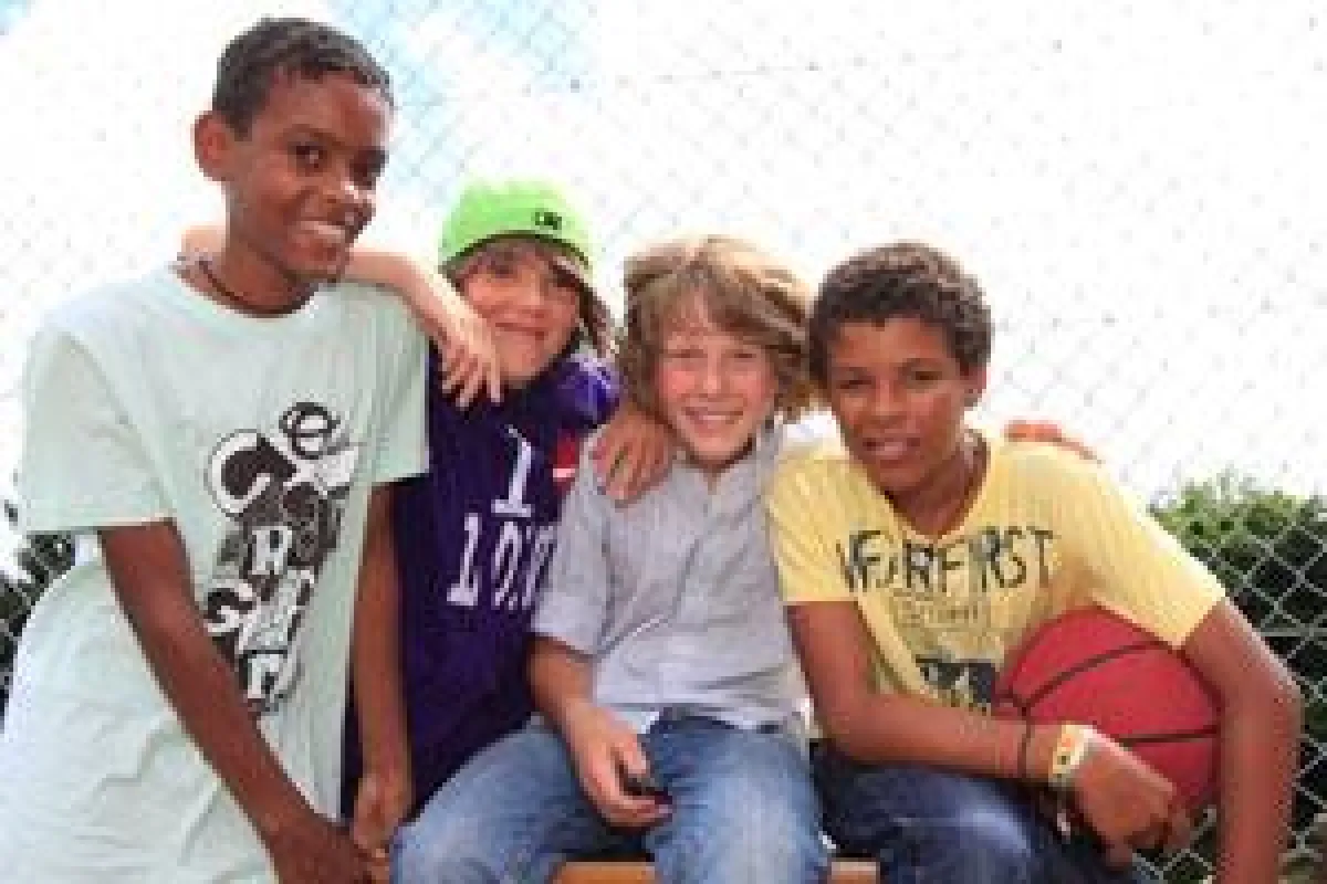 Während der Freizeitaktivitäten fallen ganz schnell die Sprachbarrieren