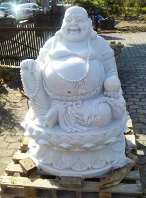 Bild: 10 Tonnen Buddha von Vietnam nach Nürnberg