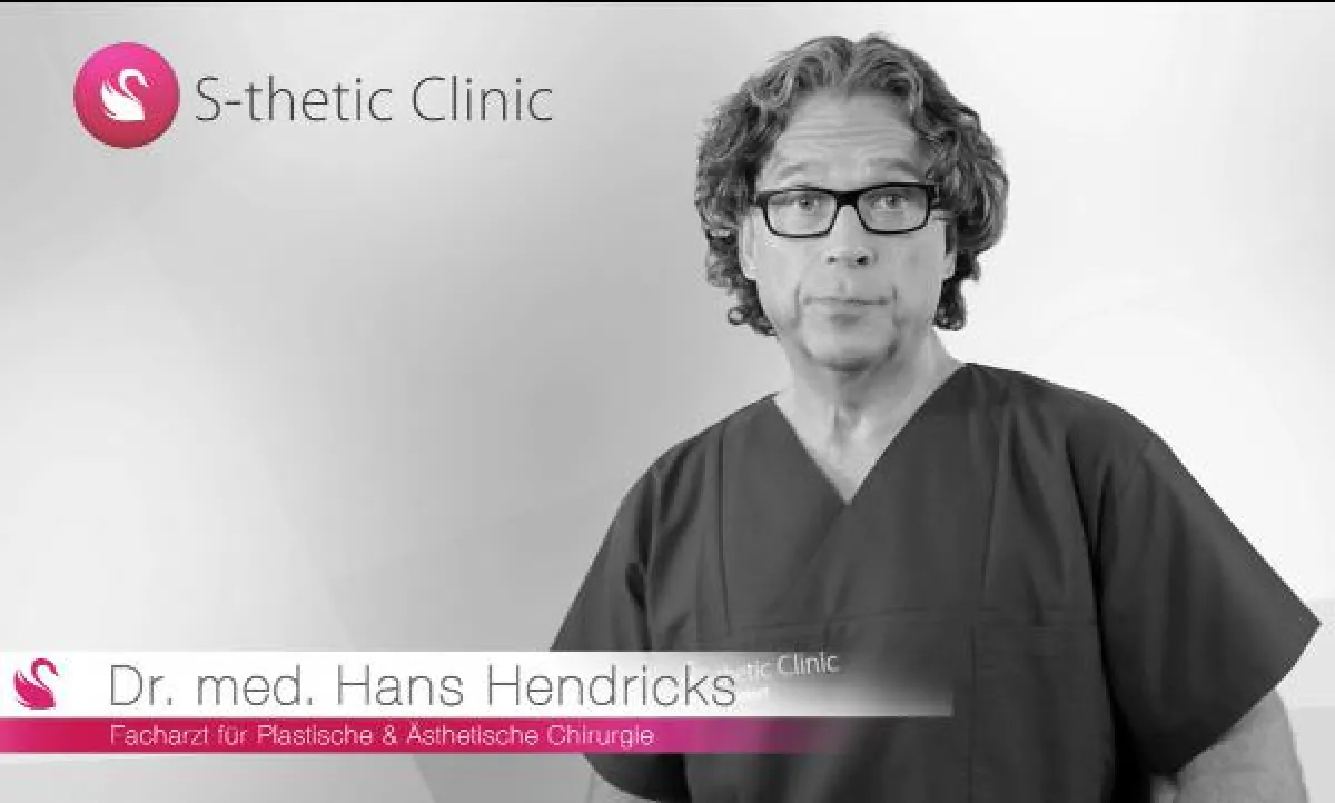 Dr. Hendricks, Brust-Spezialist bei S-thetic, spricht über die Brustvergrößerung ©S-thetic