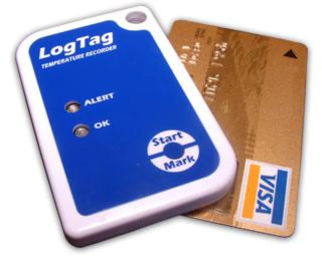 Scheckkartengroße Datenlogger mit integriertem Temperaturfühler