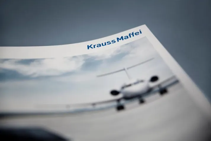 Bild: Agentur RED gewinnt mit KraussMaffei den Automotive Award 2012
