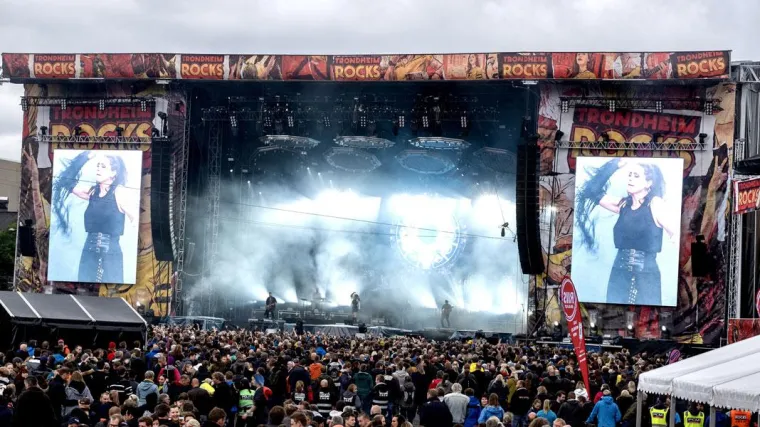 Megaforce installiert Bühne für Trondheim Rocks 2019 Bild: Megaforce installiert Bühne für Trondheim Rocks 2019