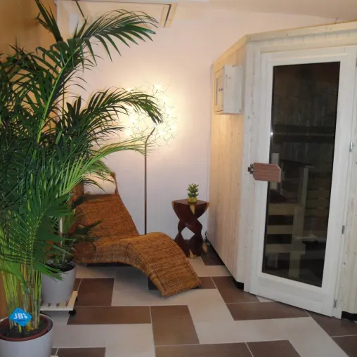 Comfort Hotel Am Kurpark in Bad Homburg eröffnet neuen Sauna- und Fitnessbereich und investiert in Gästezimmer Bild: Comfort Hotel Am Kurpark in Bad Homburg eröffnet neuen Sauna- und Fitnessbereich und investiert in Gästezimmer