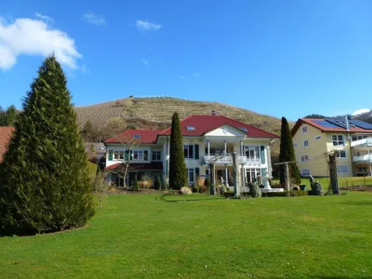 Bild: BOOKING’S BEST – BOOKING.COM’S BELIEBTESTE UNTERKÜNFTE