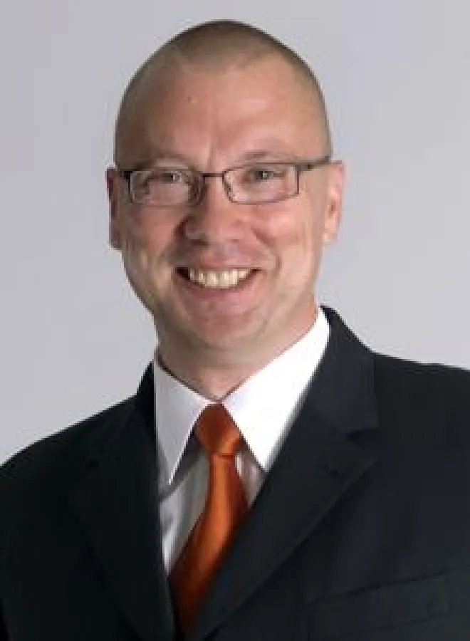 Dr. med. Michael Schön | Leiter der Internet Marketing Akademie für Heilberufe