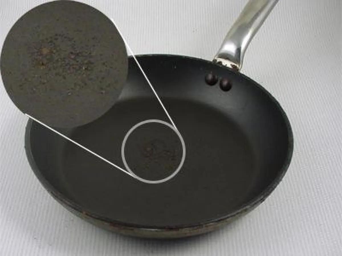 Diese Pfanne hat ausgedient