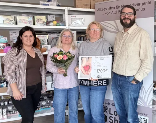 Bild: 1.700 Euro aus Weihnachtsaktion: Loris Shop aus Hünxe unterstützt FASD Deutschland e.V.