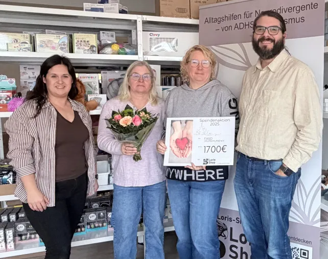 1.700 Euro aus Weihnachtsaktion: Loris Shop aus Hünxe unterstützt FASD Deutschland e.V. Bild: 1.700 Euro aus Weihnachtsaktion: Loris Shop aus Hünxe unterstützt FASD Deutschland e.V.