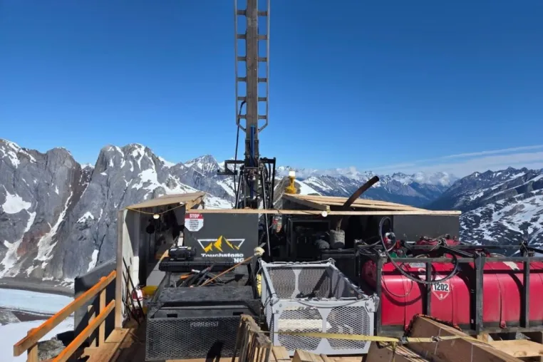 Bild: Golden Triangle: Juggernaut jagt riesiges Gold-System mit 10.000m-Bohrprogramm