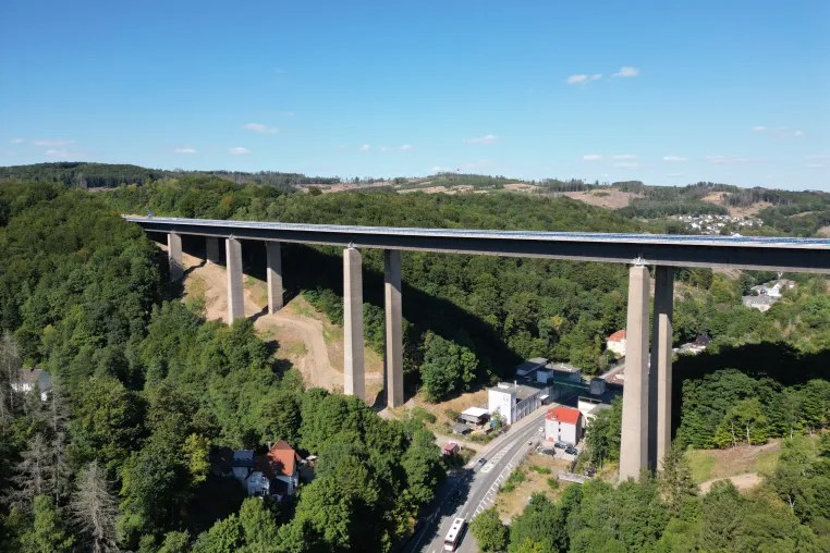 Salzbelasteter Beton und Brückeneinstürze - am Beispiel Dresden Bild: Salzbelasteter Beton und Brückeneinstürze - am Beispiel Dresden