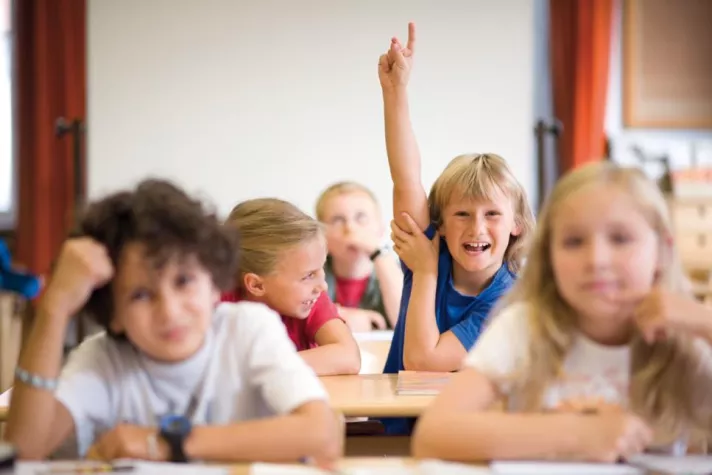 Bild: Nachhilfeinstitut Mini-Lernkreis mit neuem Standort in Berlin