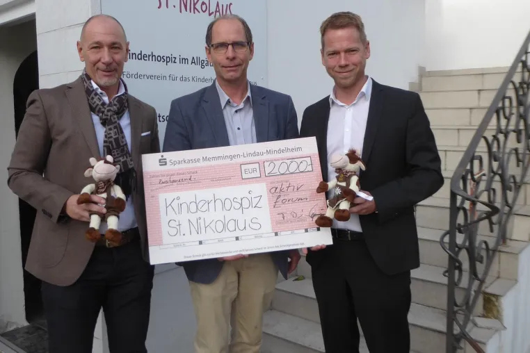 Bild: aktiv forum Finanzservice GmbH & Co. KG und NEUMANN & Partner GmbH unterstützen das Kinderhospiz St. Nikolaus